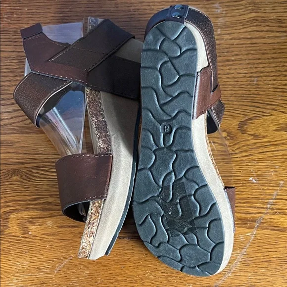 Natural Reflections Women Brown and Bronze wedge sandals Size 8 - Picture 8 of 8